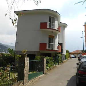 Casa vacanze Il Villino Del Ruscello, Rapallo